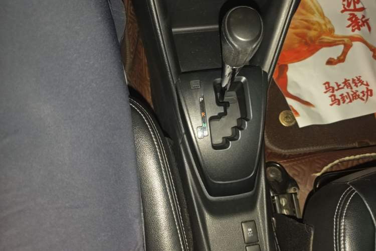 Used Toyota Vios 2017 1.5L CVT Innovation Edition Gear Lever