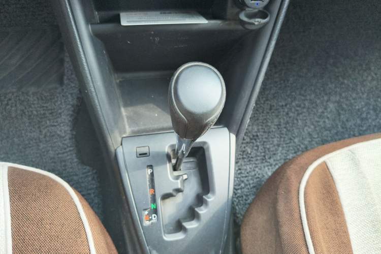 Used Toyota Vios 2017 1.5L CVT Innovation Edition Gear Lever