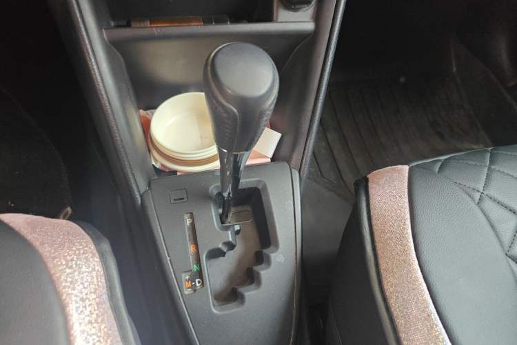 Used Toyota Vios 2017 1.5L CVT Innovation Edition Gear Lever