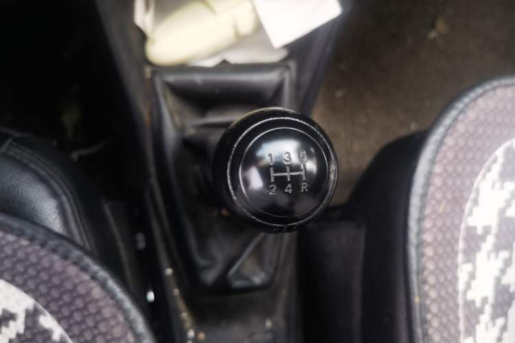 Used Toyota Vios 2017 1.5L Manual Trend Edition Gear Lever