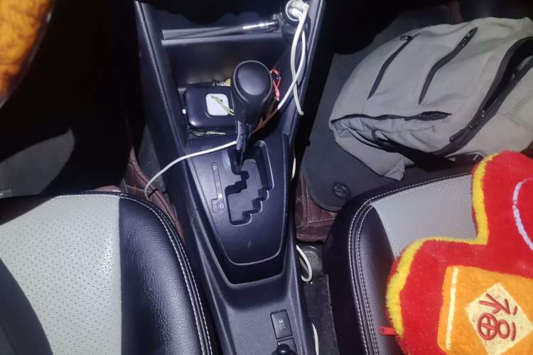 Used Toyota Vios 2017 1.5L CVT Innovation Edition Gear Lever