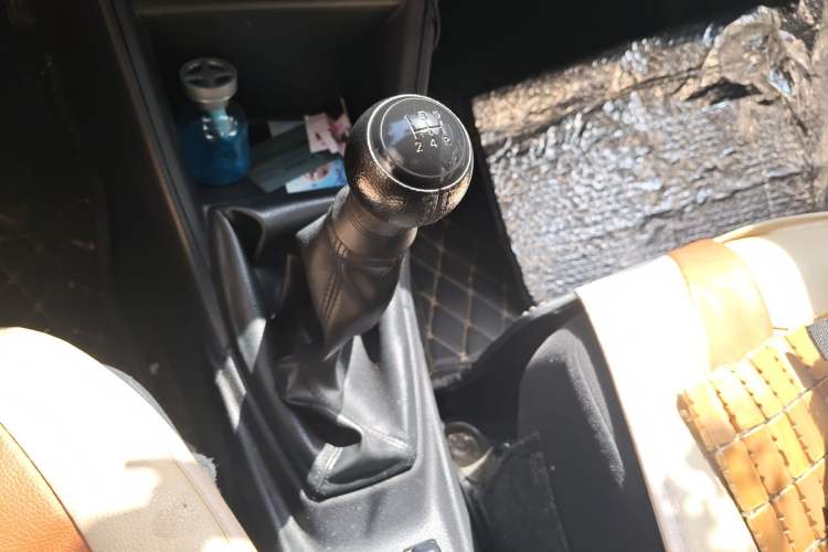 Used Toyota Vios 2017 1.3L Manual Front-Drive Version Gear Lever