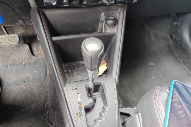 Used Toyota Vios 2017 1.5L CVT Innovation Edition Gear Lever