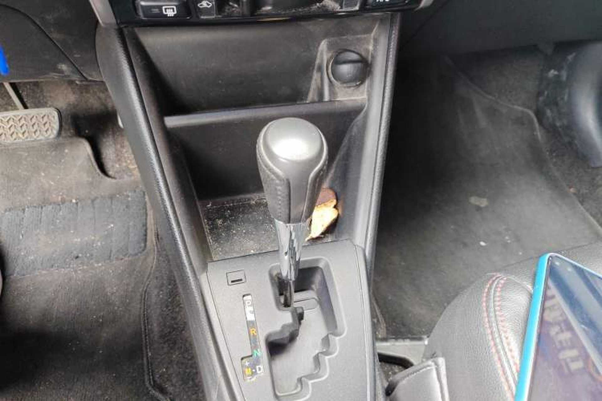 Used Toyota Vios 2017 1.5L CVT Innovation Edition Gear Lever