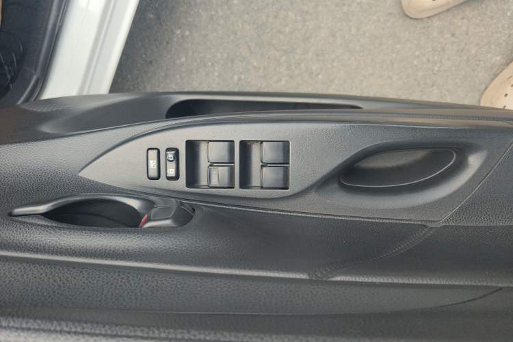 Used Toyota Vios 2017 1.5L Manual Trend Edition Interior 2