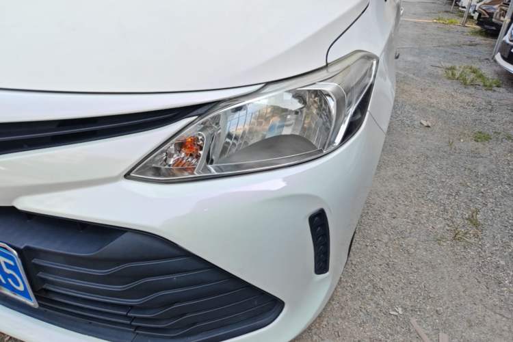 Used Toyota Vios 2017 1.5L CVT Innovation Edition Left Front Headlight