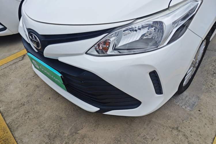 Used Toyota Vios 2017 1.5L CVT Innovation Edition Left Front Headlight