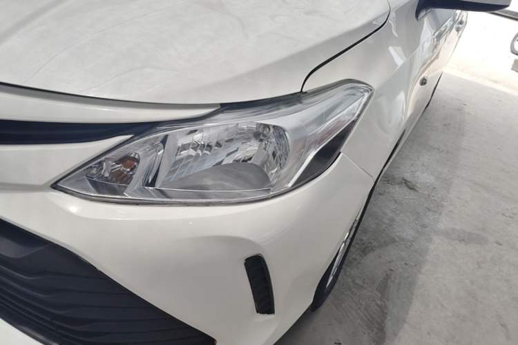 Used Toyota Vios 2017 1.3L CVT Sharp Edition Left Front Headlight