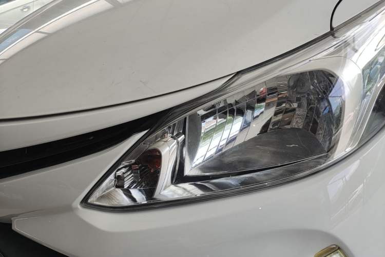Used Toyota Vios 2017 1.5L CVT Innovation Edition Left Front Headlight