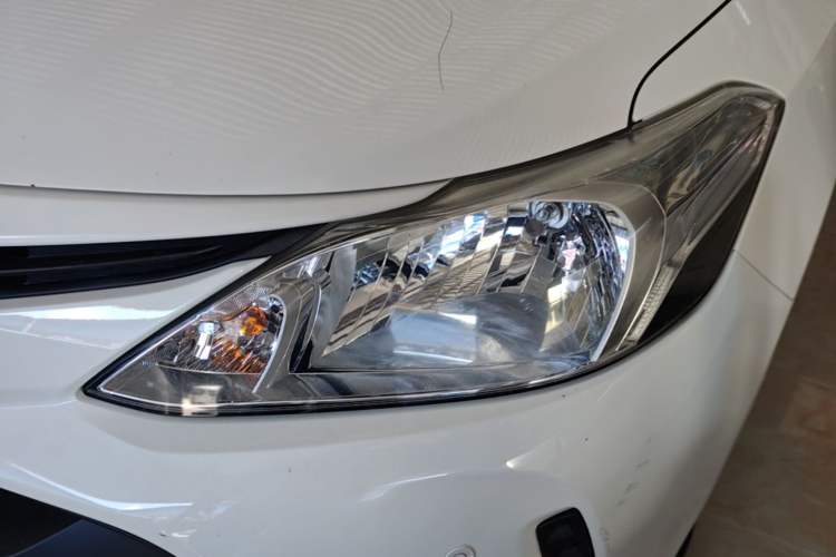 Used Toyota Vios 2017 1.5L CVT Innovation Edition Left Front Headlight