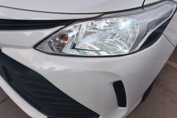 Used Toyota Vios 2017 1.5L CVT Innovation Edition Left Front Headlight