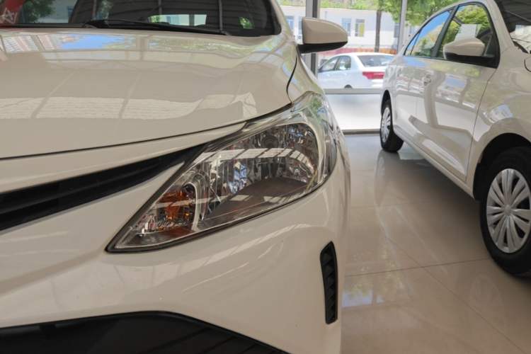 Used Toyota Vios 2017 1.5L CVT Innovation Edition Left Front Headlight