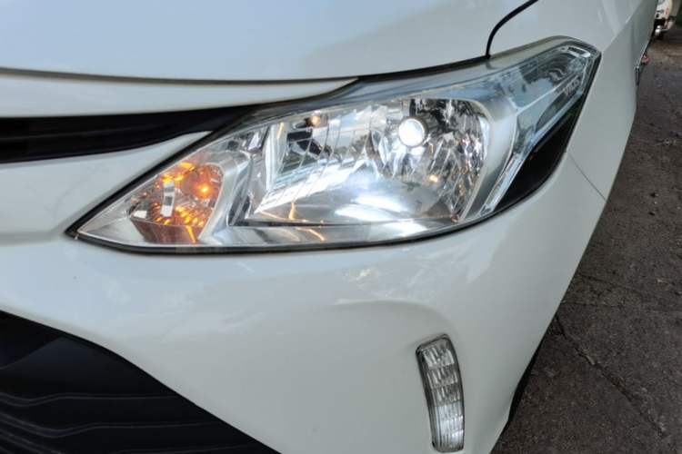 Used Toyota Vios 2017 1.5L CVT Innovation Edition Left Front Headlight