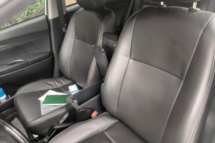 Used Toyota Vios 2017 1.5L CVT Innovation Edition Left Front Seat