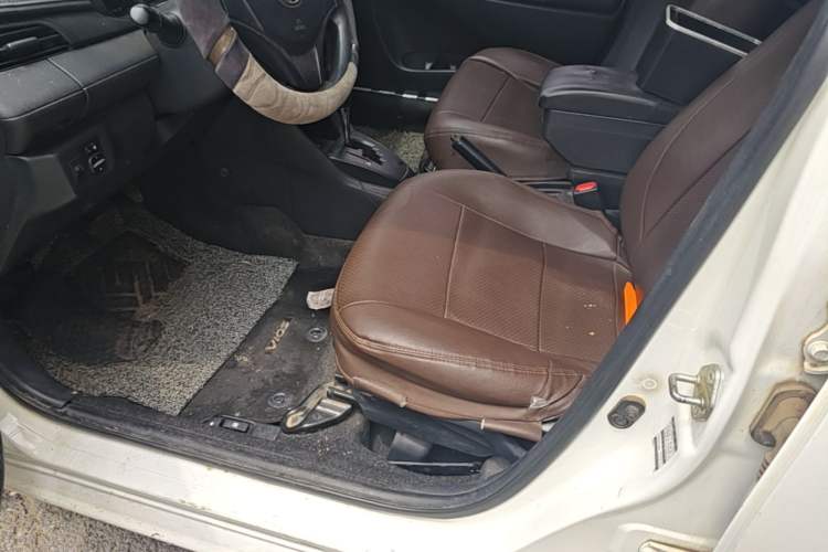 Used Toyota Vios 2017 1.5L CVT Innovation Edition Left Front Seat