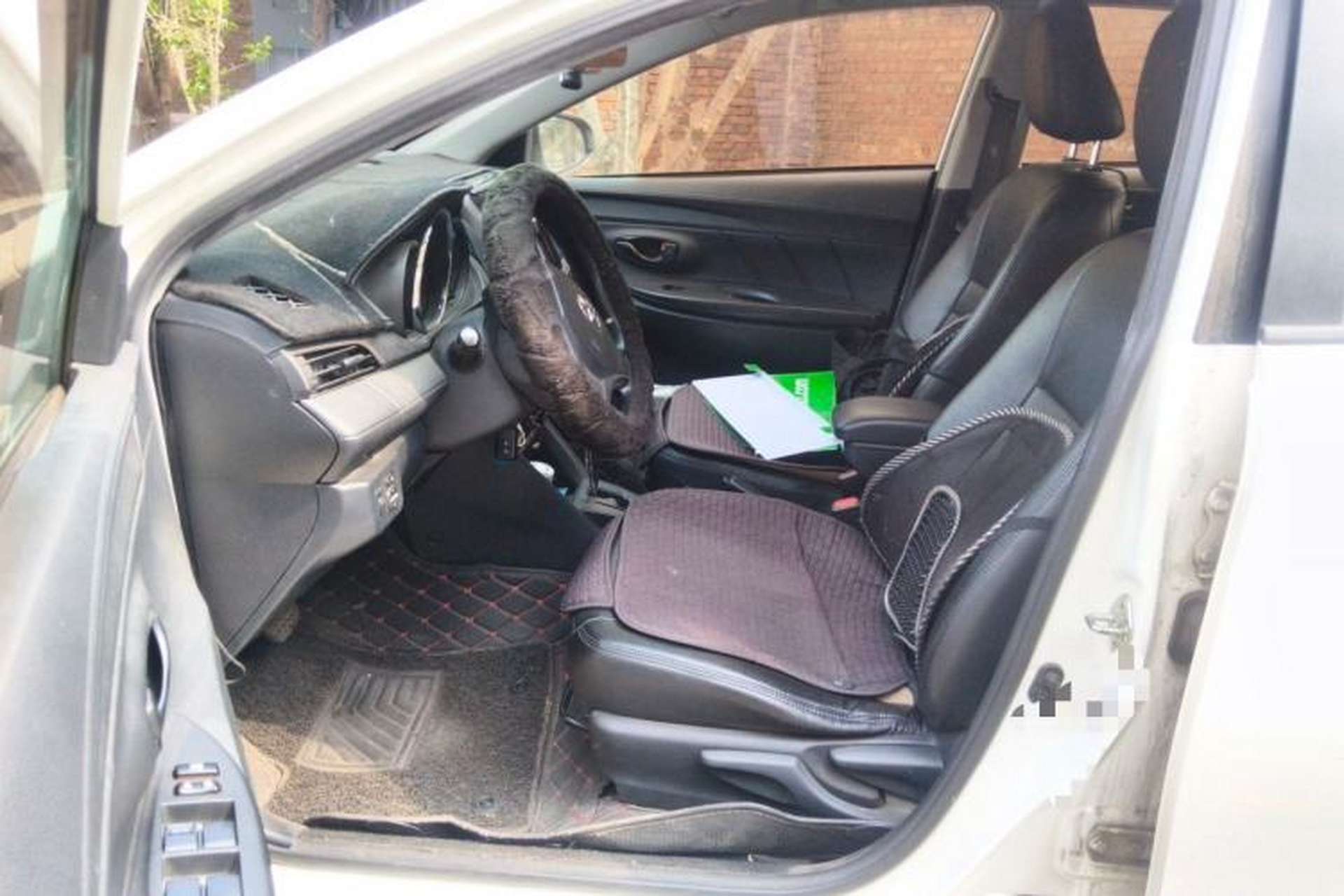 Used Toyota Vios 2017 1.5L CVT Innovation Edition Left Front Seat