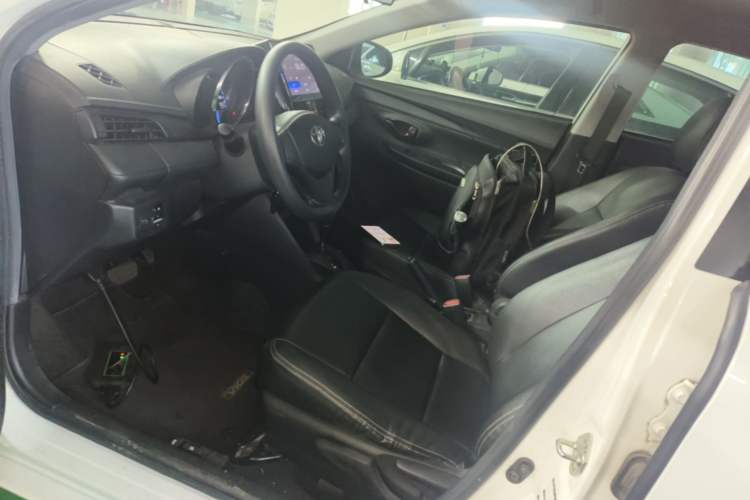 Used Toyota Vios 2017 1.5L CVT Innovation Edition Left Front Seat