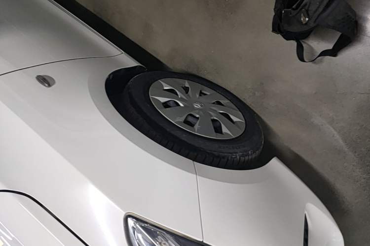 Used Toyota Vios 2017 1.5L CVT Innovation Edition Left Front Wheel Hub