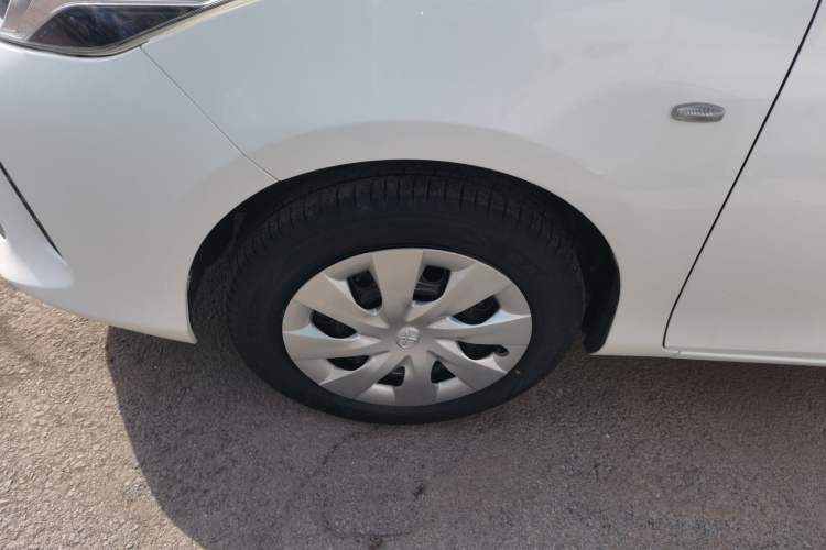 Used Toyota Vios 2017 1.5L Manual Trend Edition Left Front Wheel Hub