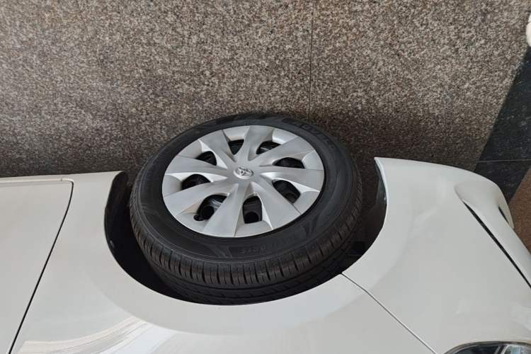 Used Toyota Vios 2017 1.5L CVT Innovation Edition Left Front Wheel Hub