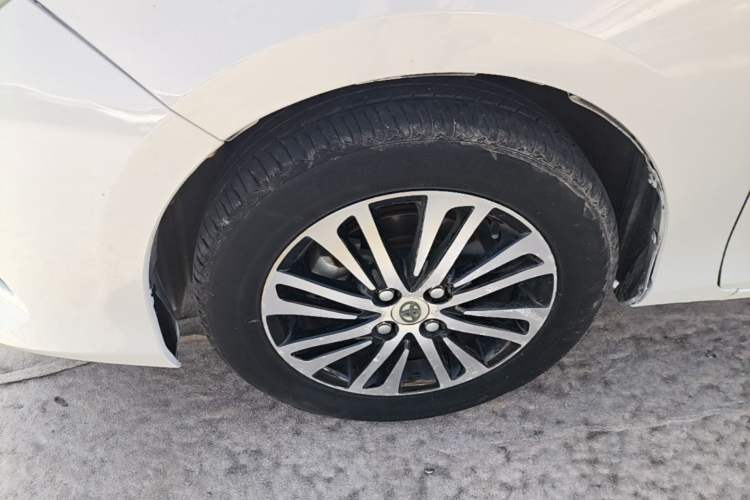 Used Toyota Vios 2017 1.5L CVT Innovation Edition Left Front Wheel Hub