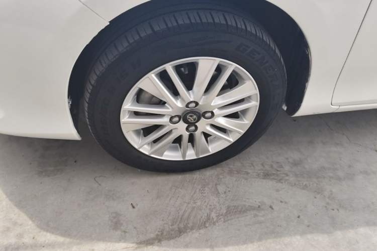 Used Toyota Vios 2017 1.3L CVT Sharp Edition Left Front Wheel Hub