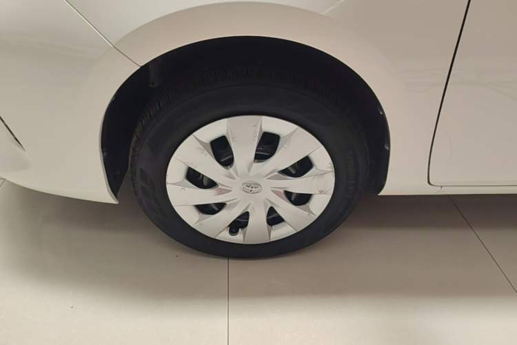 Used Toyota Vios 2017 1.5L CVT Innovation Edition Left Front Wheel Hub
