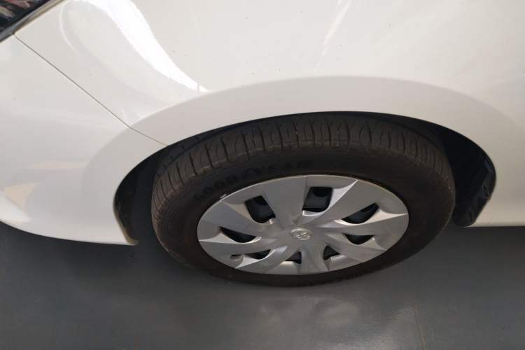 Used Toyota Vios 2017 1.5L CVT Innovation Edition Left Front Wheel Hub