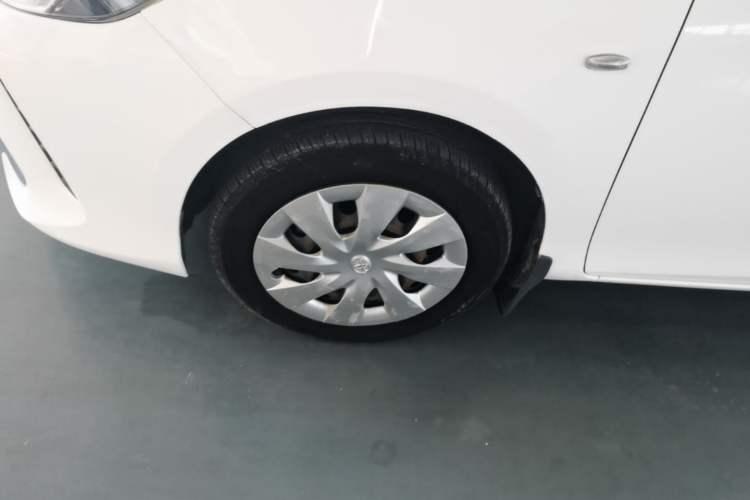Used Toyota Vios 2017 1.5L CVT Innovation Edition Left Front Wheel Hub