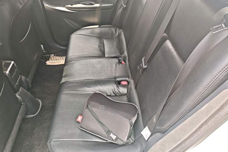 Used Toyota Vios 2017 1.5L CVT Innovation Edition Left Rear Seat