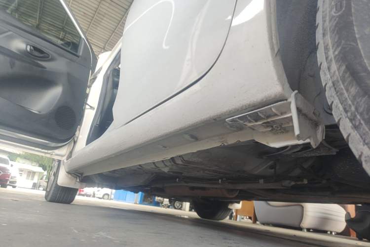 Used Toyota Vios 2017 1.5L CVT Innovation Edition Left Side Sill