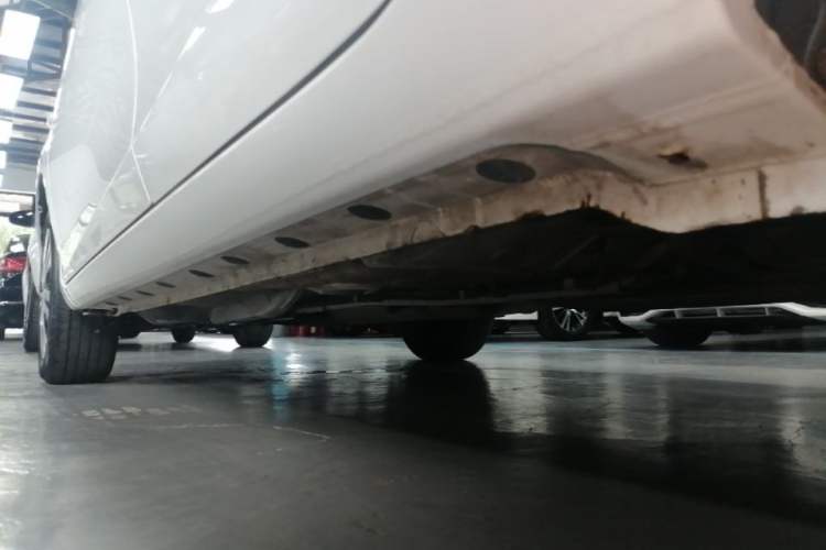 Used Toyota Vios 2017 1.5L CVT Innovation Edition Left Side Sill