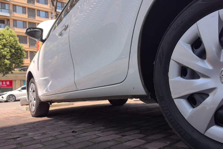 Used Toyota Vios 2017 1.5L CVT Innovation Edition Left Side Sill