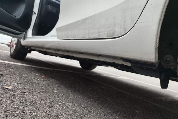 Used Toyota Vios 2017 1.5L CVT Innovation Edition Left Side Sill