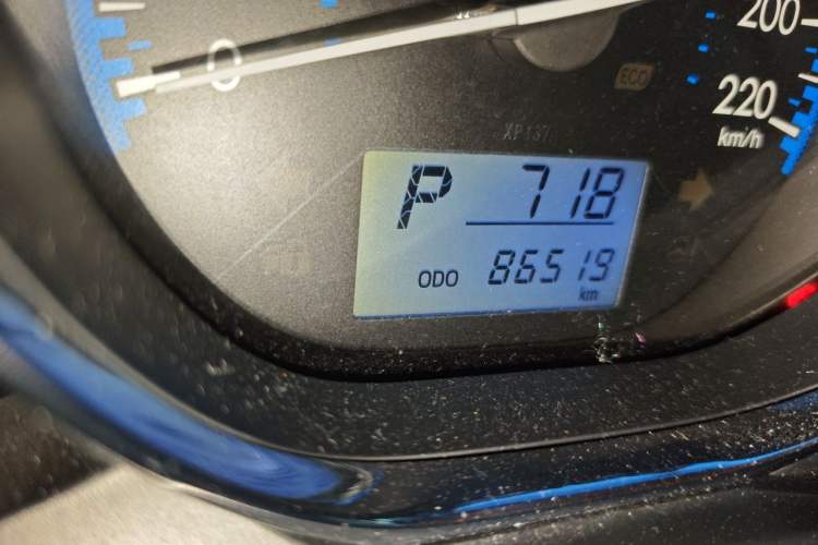 Used Toyota Vios 2017 1.5L CVT Innovation Edition Odometer Close Up