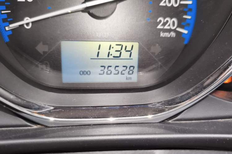 Used Toyota Vios 2017 1.5L Manual Trend Edition Odometer Close Up