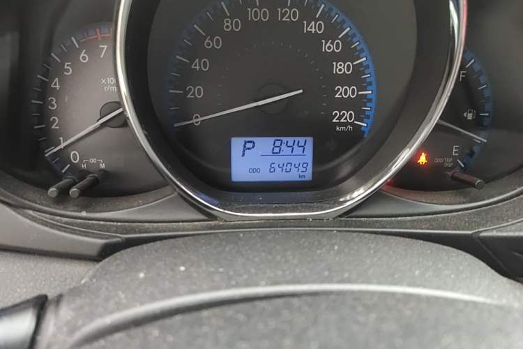 Used Toyota Vios 2017 1.5L CVT Innovation Edition Odometer Close Up