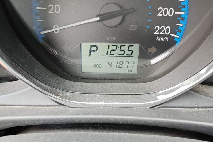 Used Toyota Vios 2017 1.5L CVT Innovation Edition Odometer Close Up