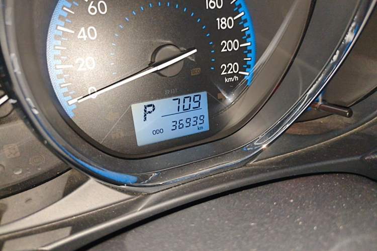 Used Toyota Vios 2017 1.5L CVT Innovation Edition Odometer Close Up