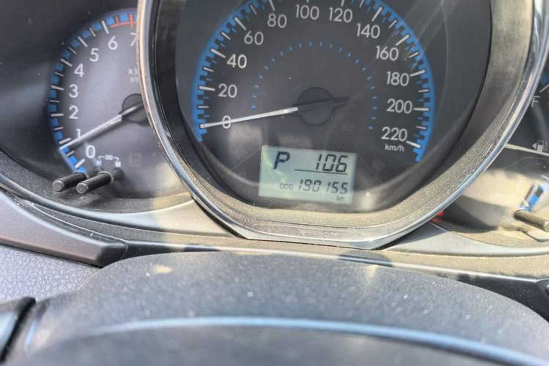 Used Toyota Vios 2017 1.5L CVT Innovation Edition Odometer Close Up