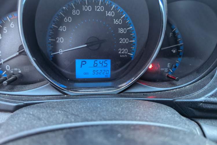 Used Toyota Vios 2017 1.5L CVT Innovation Edition Odometer Close Up