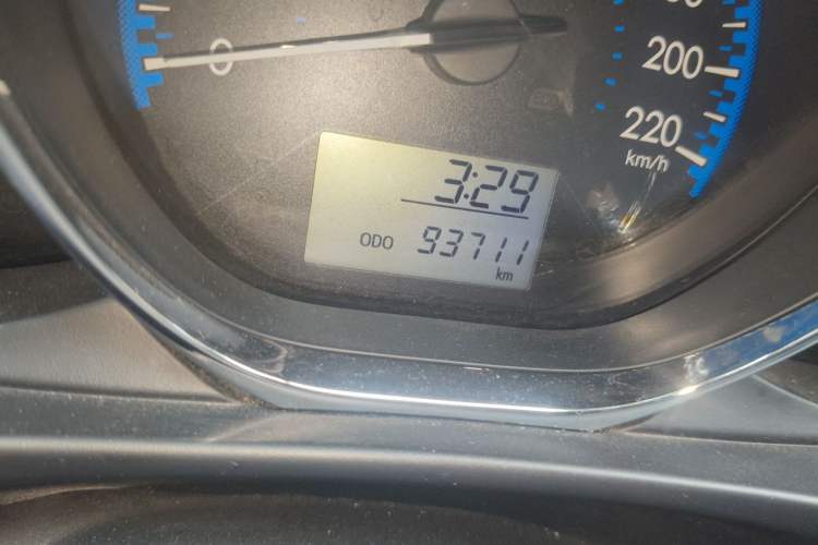 Used Toyota Vios 2017 1.5L Manual Trend Edition Odometer Close Up