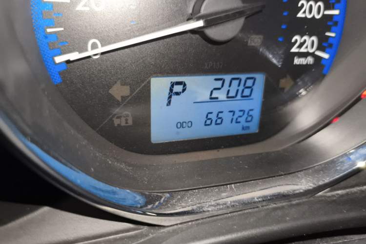 Used Toyota Vios 2017 1.5L CVT Innovation Edition Odometer Close Up