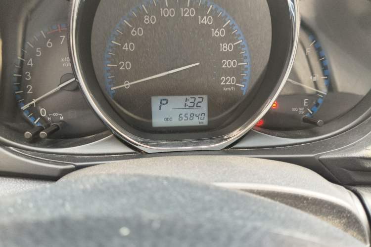 Used Toyota Vios 2017 1.5L CVT Innovation Edition Odometer Close Up