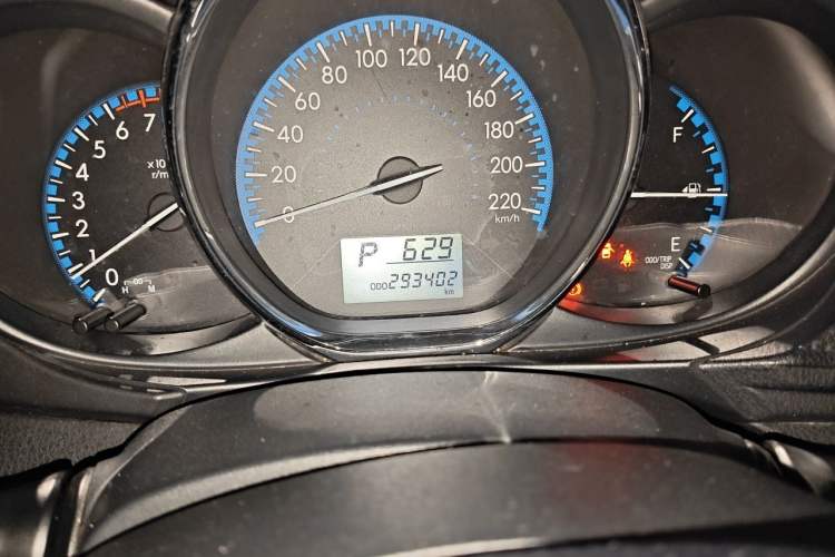 Used Toyota Vios 2017 1.5L CVT Innovation Edition Odometer Close Up