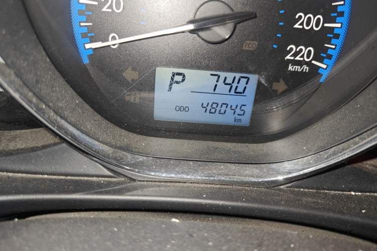 Used Toyota Vios 2017 1.5L CVT Innovation Edition Odometer Close Up