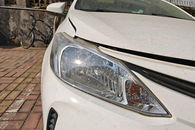 Used Toyota Vios 2017 1.5L CVT Innovation Edition Right Front Headlight
