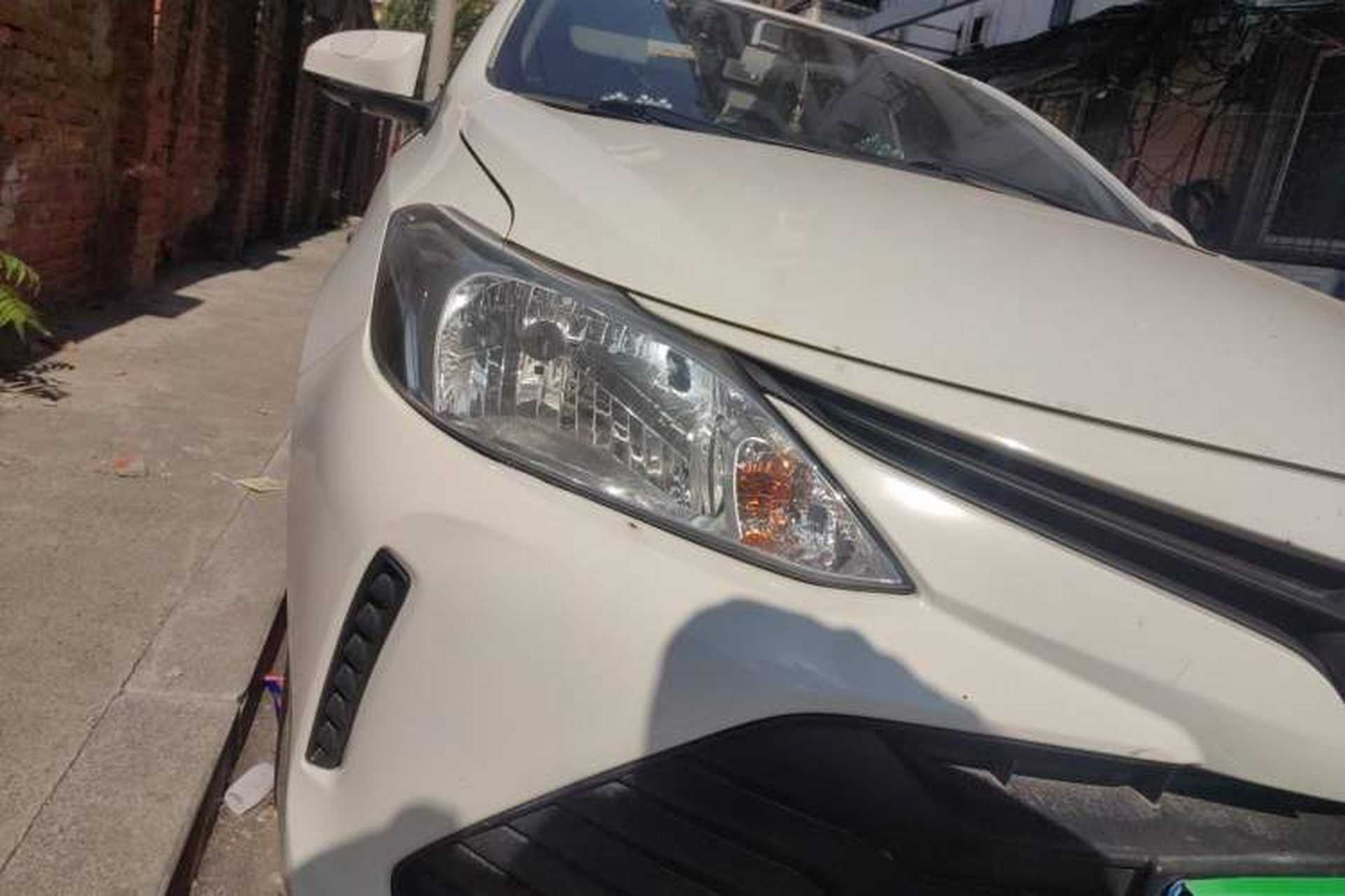 Used Toyota Vios 2017 1.5L CVT Innovation Edition Right Front Headlight
