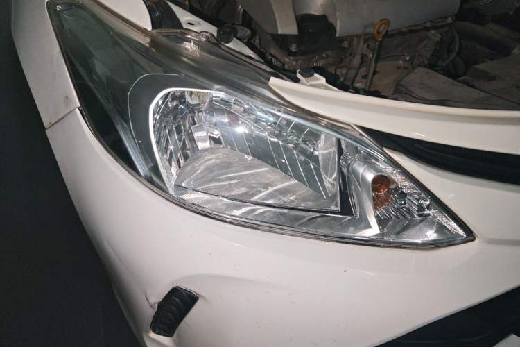 Used Toyota Vios 2017 1.5L CVT Innovation Edition Right Front Headlight