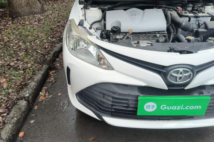 Used Toyota Vios 2017 1.5L CVT Innovation Edition Right Front Headlight